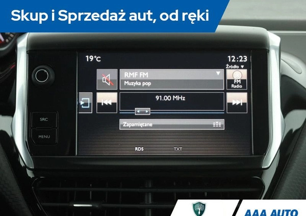 Peugeot 2008 cena 44000 przebieg: 43241, rok produkcji 2016 z Resko małe 301
